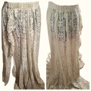 Elegant Cream Lace Skirt